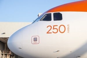 easyJet 10