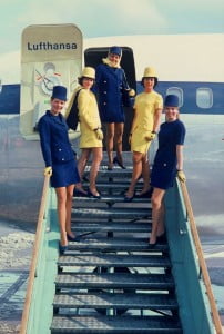 hotesse de l'air lufthansa 1970